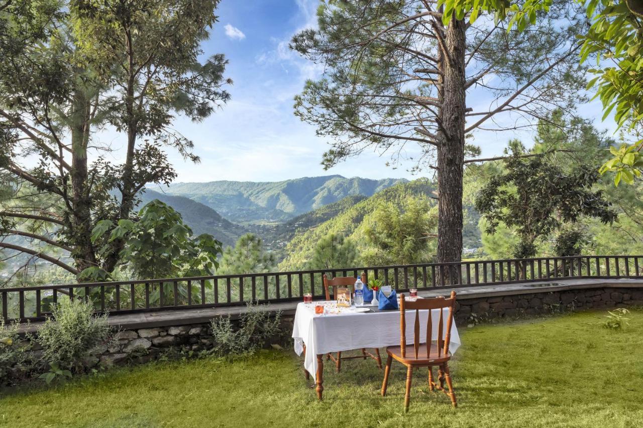 Club Mahindra Binsar Villa Алмора Екстер'єр фото