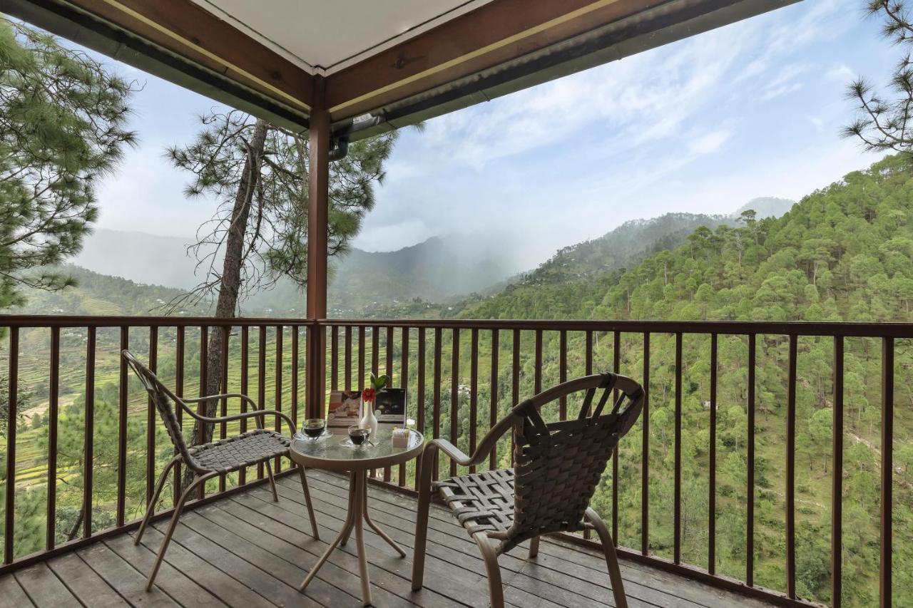 Club Mahindra Binsar Villa Алмора Екстер'єр фото